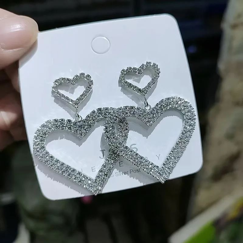 Women’s Heart-Shaped Silver Drop Earrings – Rhinestone Design | THRILL