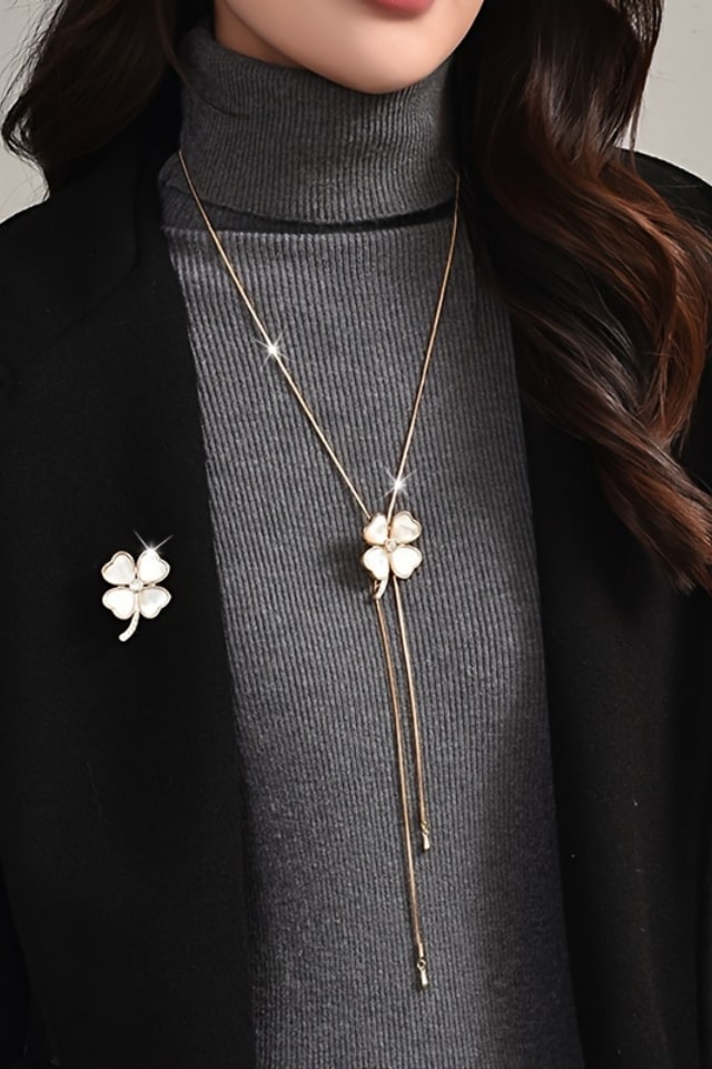Women’s Four-Leaf Clover Necklace – Gold Plated Luxury | THRILL