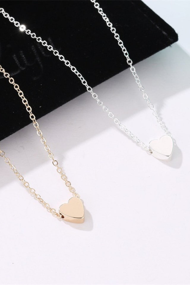 Women’s Glossy Heart Necklace – Small Chain Pendant | THRILL