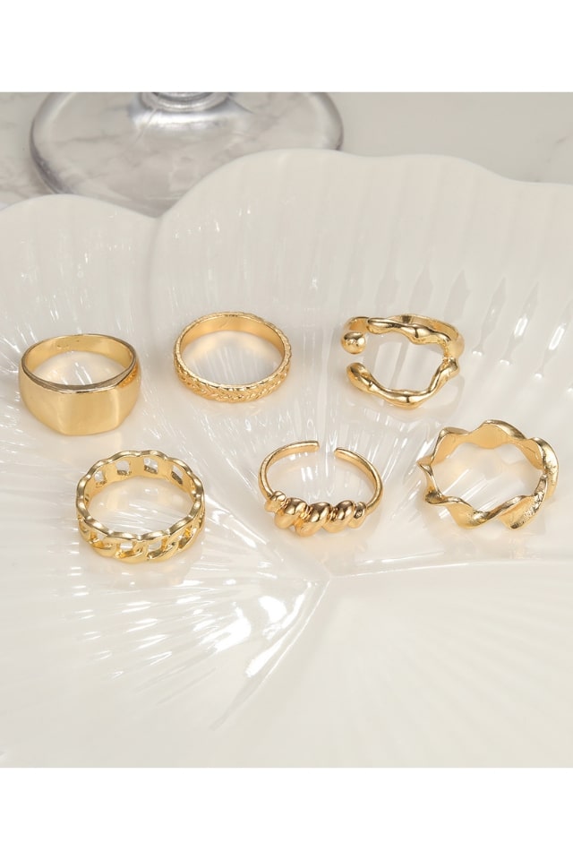 Women’s Minimalist Gold Plated Alloy Rings – Chic & Elegant | THRILL