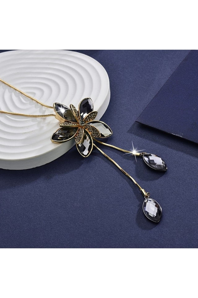 Women’s Elegant Flower Y-Necklace – Alloy Snake Chain | THRILL