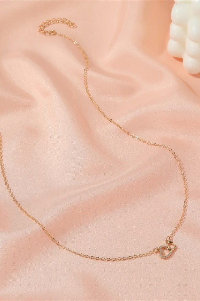 Women’s Retro Heart Clavicle Necklace – Celebrity Style | THRILL