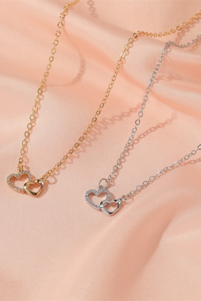 Women’s Retro Heart Clavicle Necklace – Celebrity Style | THRILL