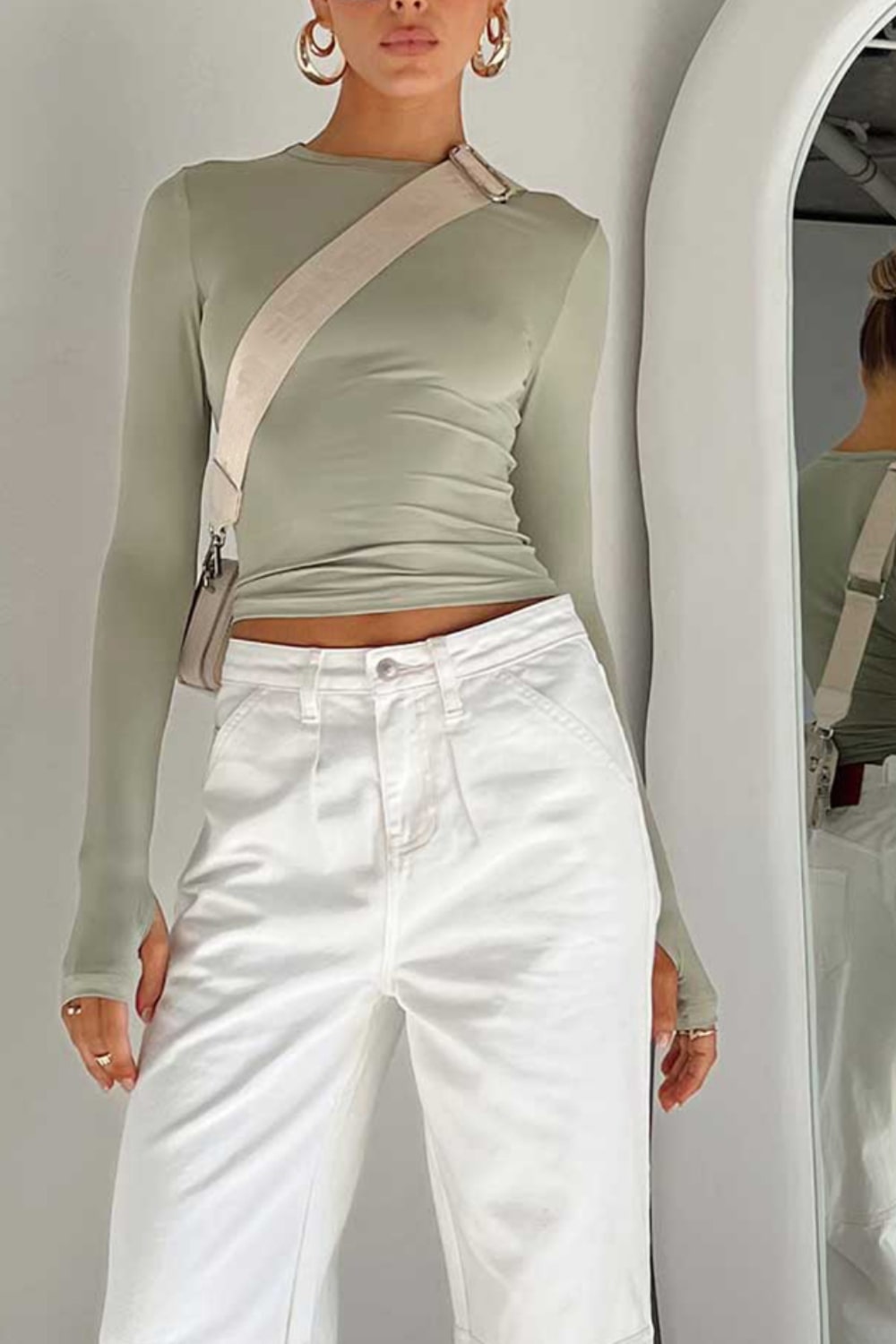 Women’s Long Sleeve Fitted Crop Top – Streetwear Essential | THRILL