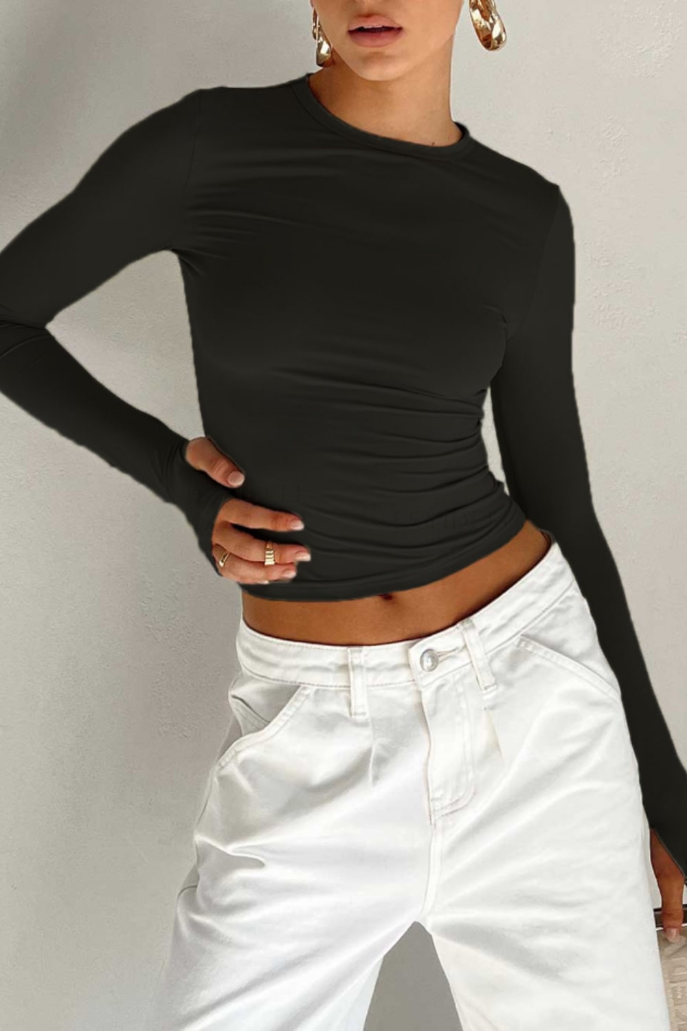 Women’s Long Sleeve Fitted Crop Top – Streetwear Essential | THRILL