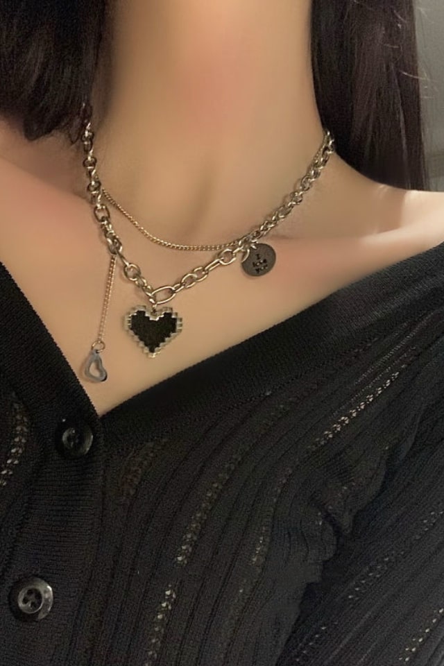 Women’s Black Mosaic Multi-Layer Necklace – Love Collarbone Design | THRILL